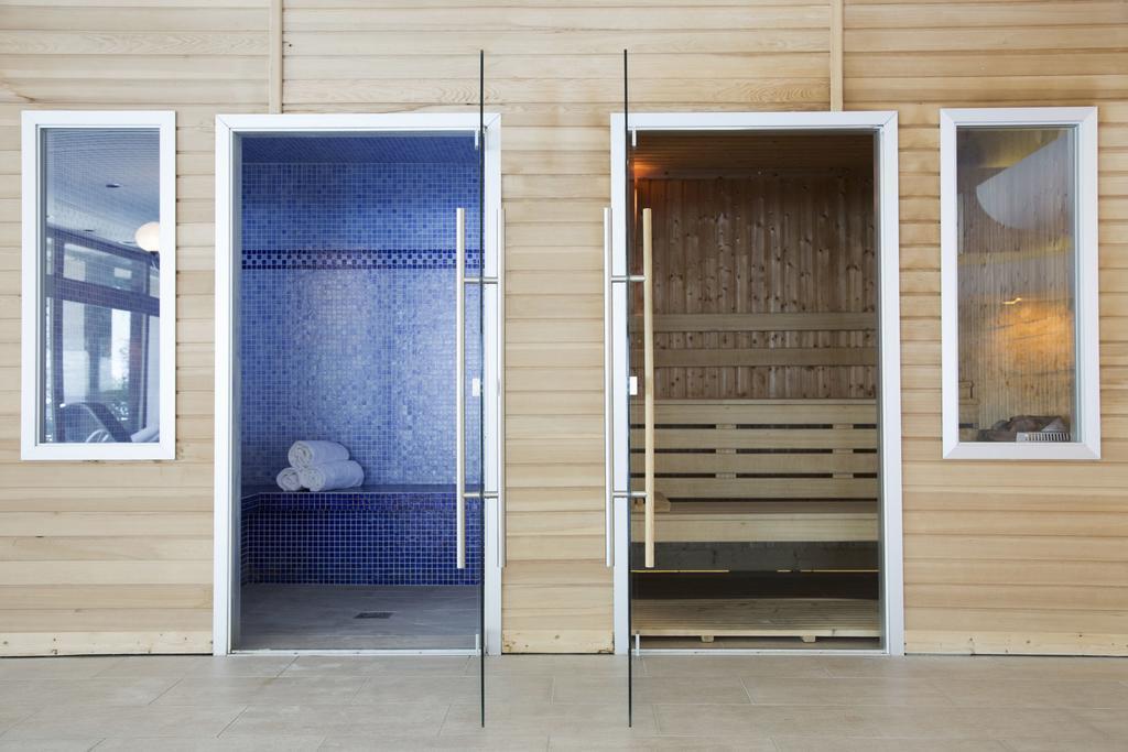 Le Palace De Menthon Экстерьер фото Saunas at the Hotel Tammer, Tampere, Finland