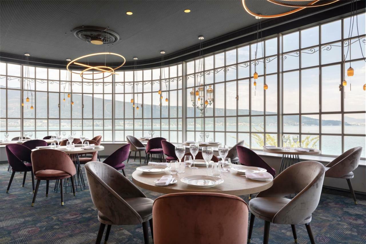 Le Palace De Menthon Экстерьер фото Restaurant