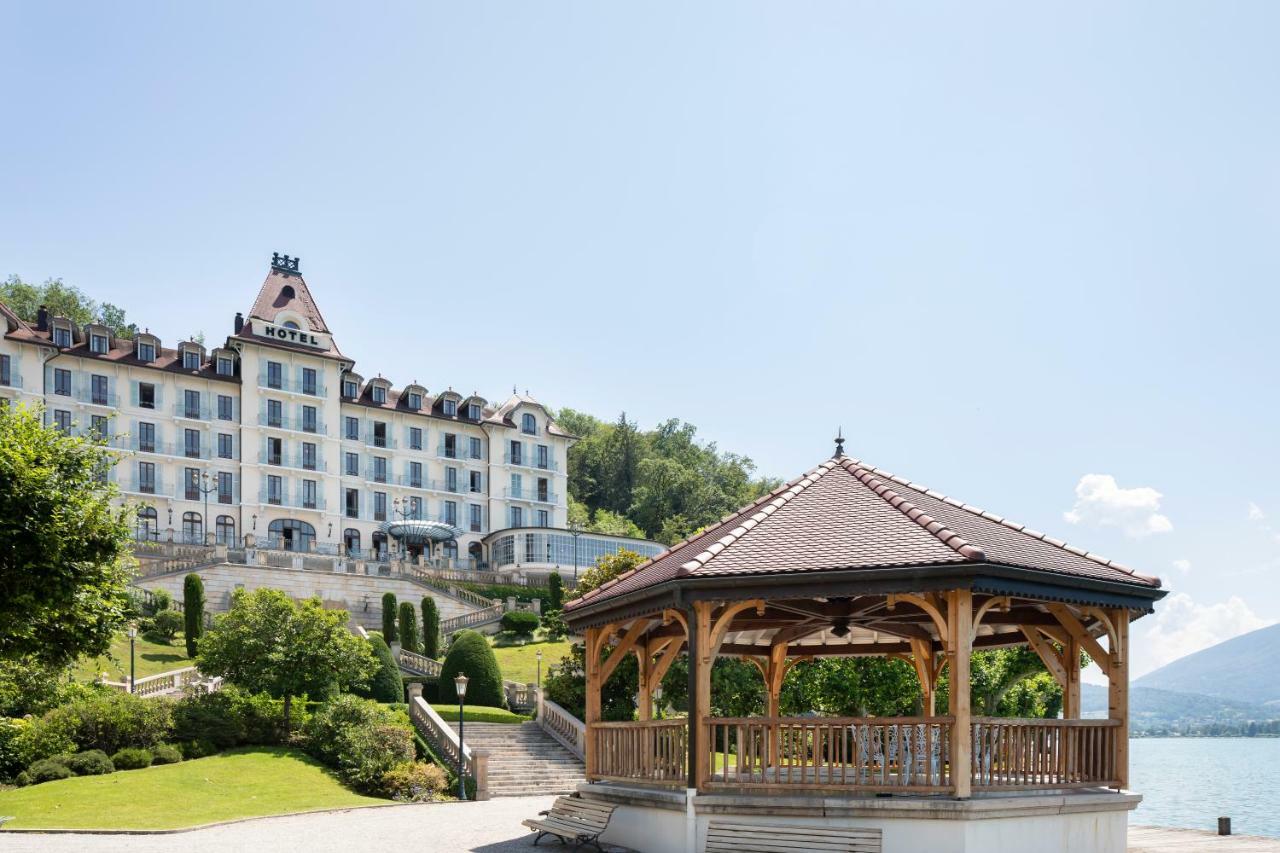 Le Palace De Menthon Экстерьер фото