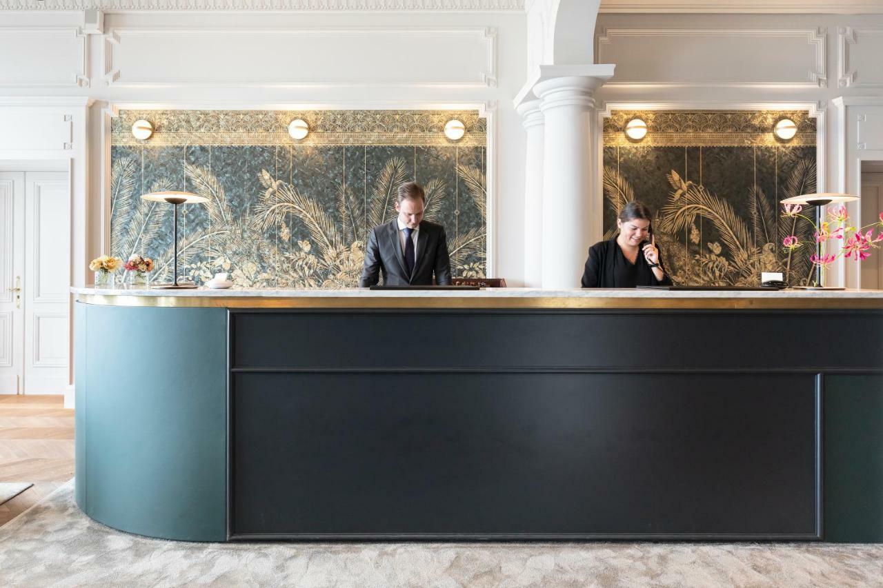 Le Palace De Menthon Экстерьер фото The hotel's reception